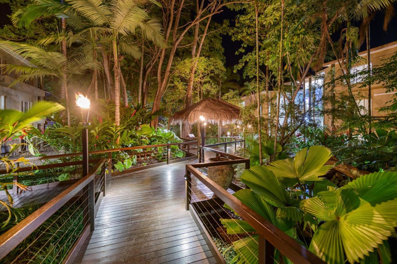 Ramada Resort By Wyndham Port Douglas Esterno foto